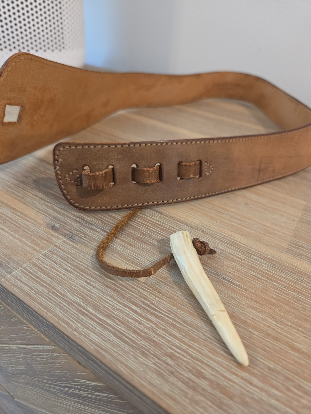 Vintage Wide Tan Genuine Leather Waist Belt with Boho Western Tooth Buckle - Picture 4 of 8